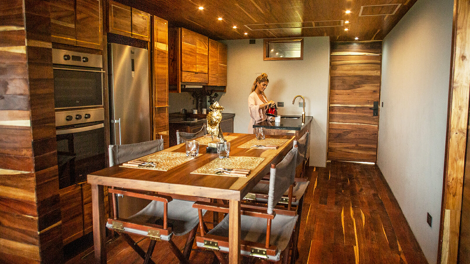 Residencia Condos art gallery interior